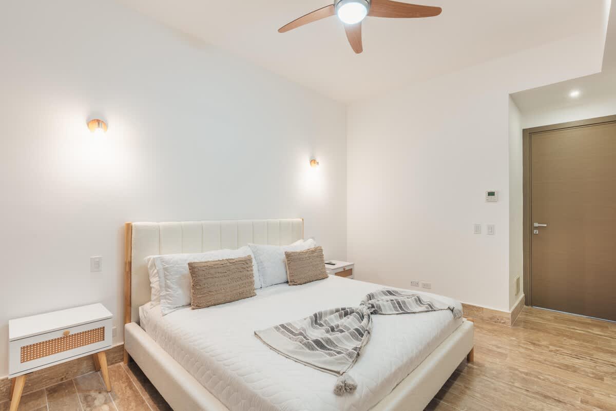 6944444a914dba2e072f7dea