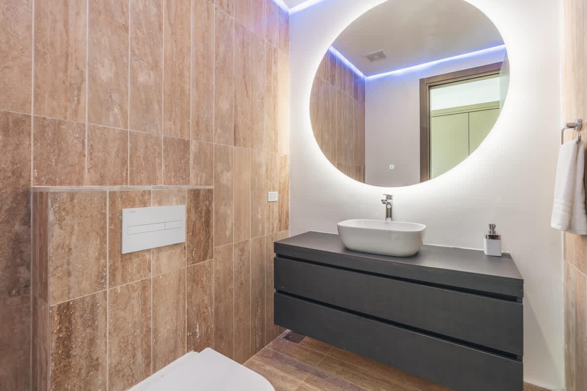 6944444e914dba2e072f7e3f