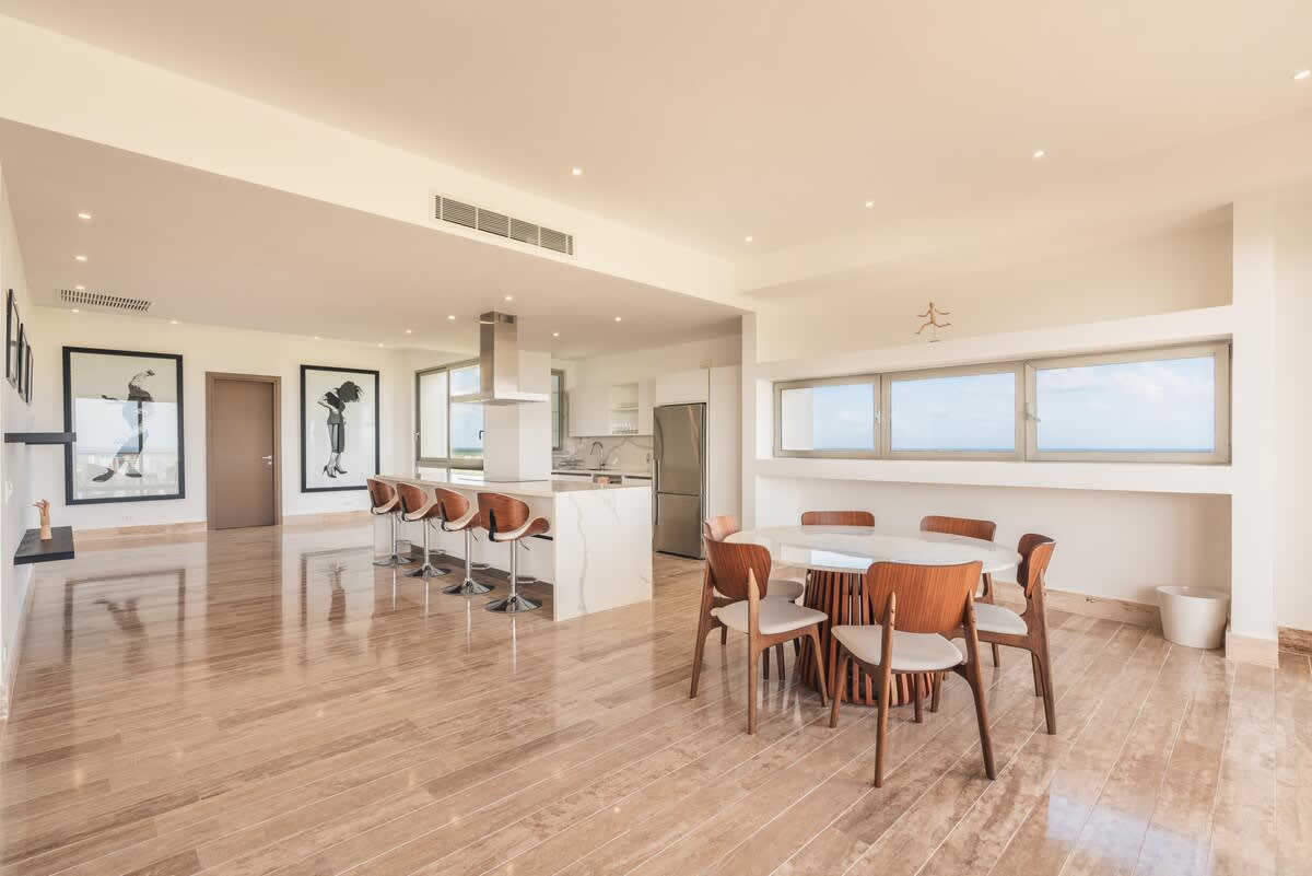 6944444b914dba2e072f7e14