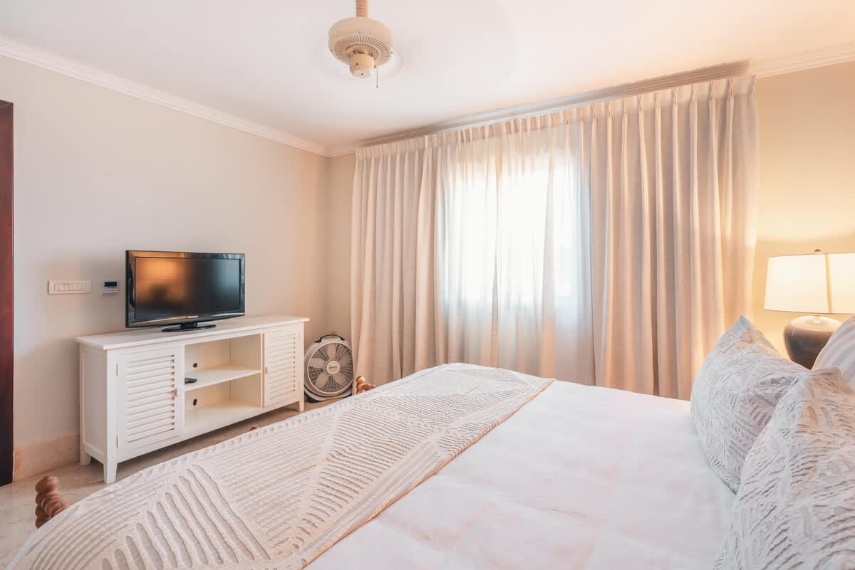 6952ba0d98ade2a2e86d25b3