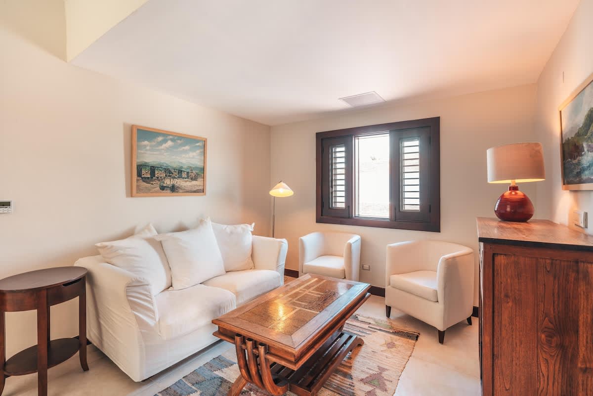 6952ba0c98ade2a2e86d2590