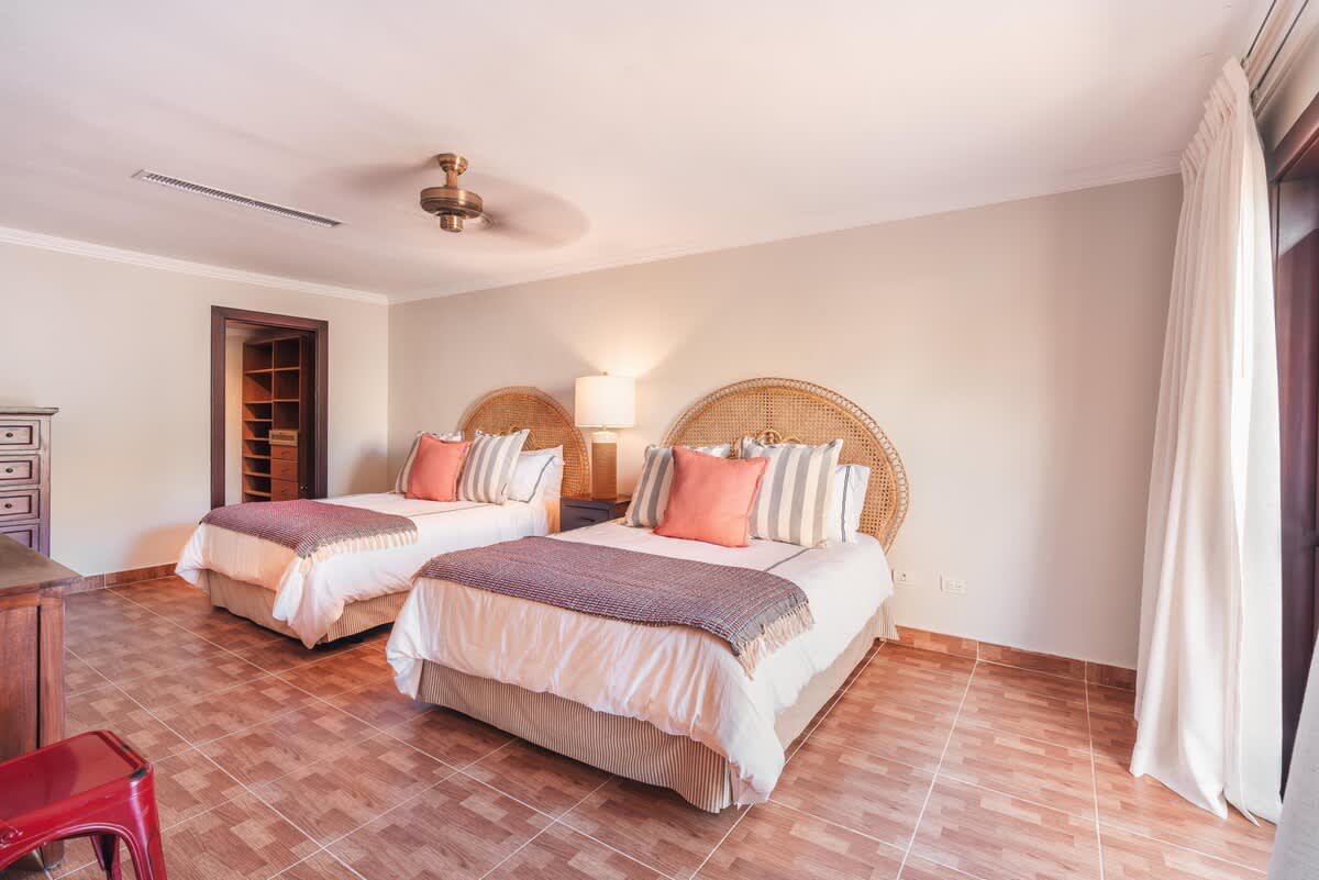 6952ba1098ade2a2e86d25e9