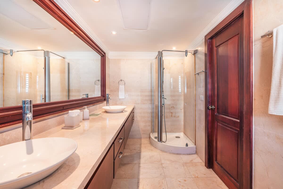 6952ba1098ade2a2e86d25e5