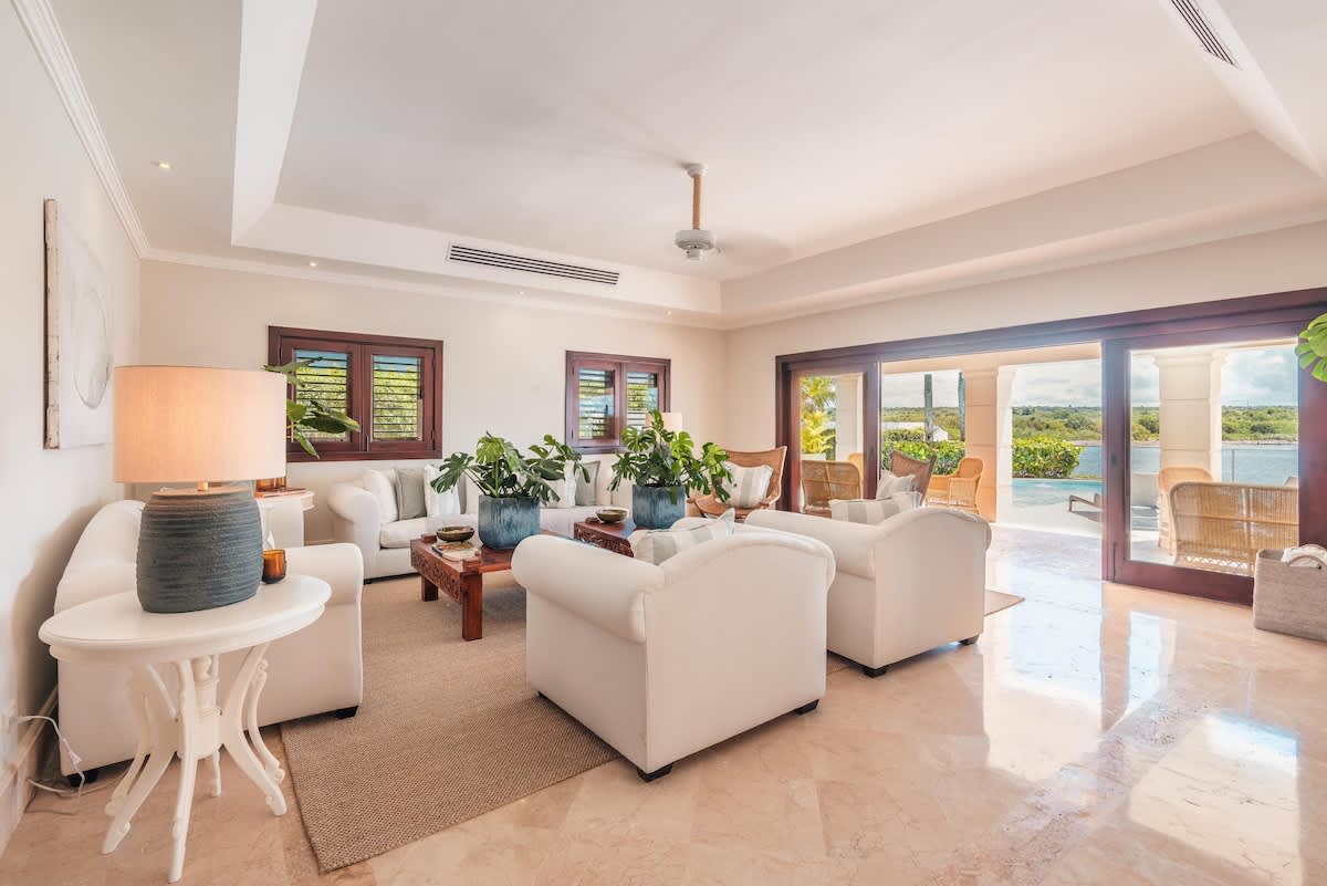 6952ba0d98ade2a2e86d25a0