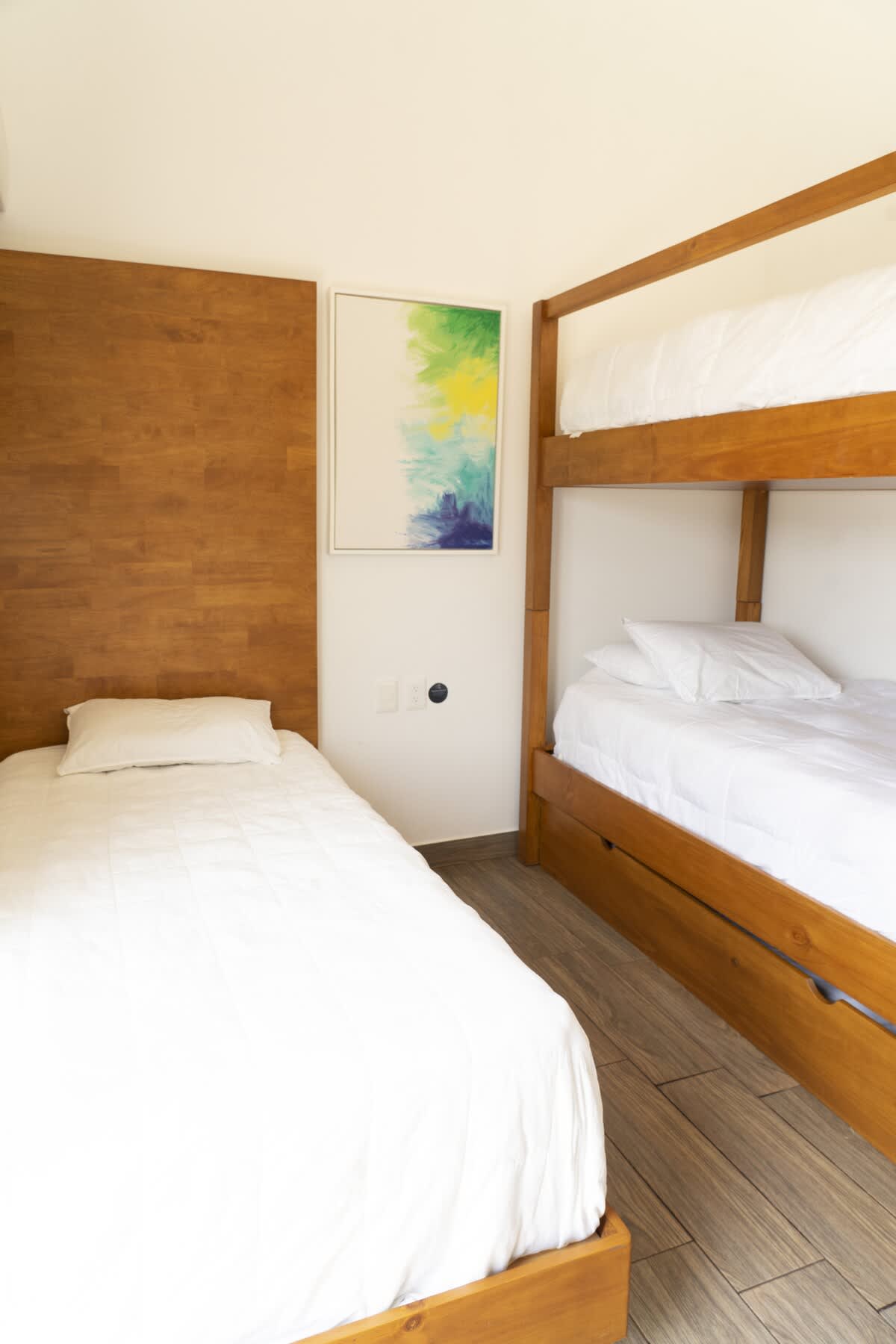 694aec099ffb66b812e1e379