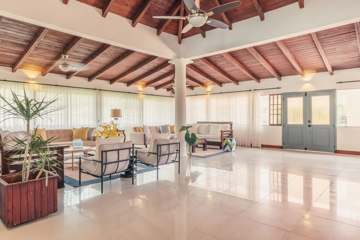 69444377914dba2e072f76b2