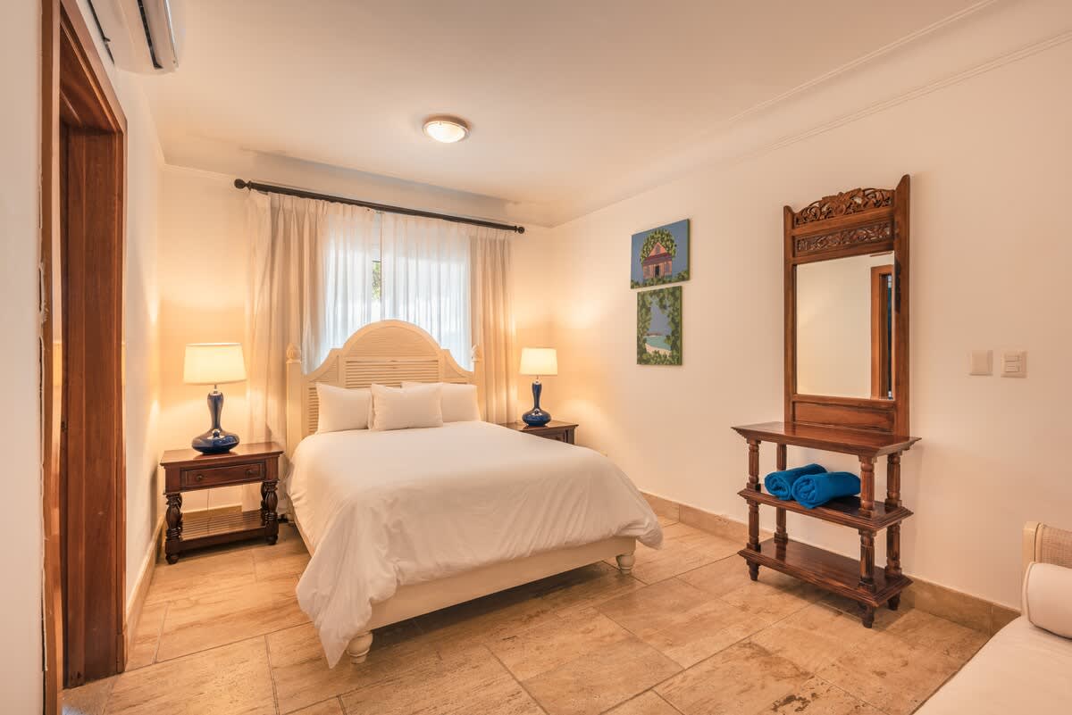 699f6109a897792dd6feb887