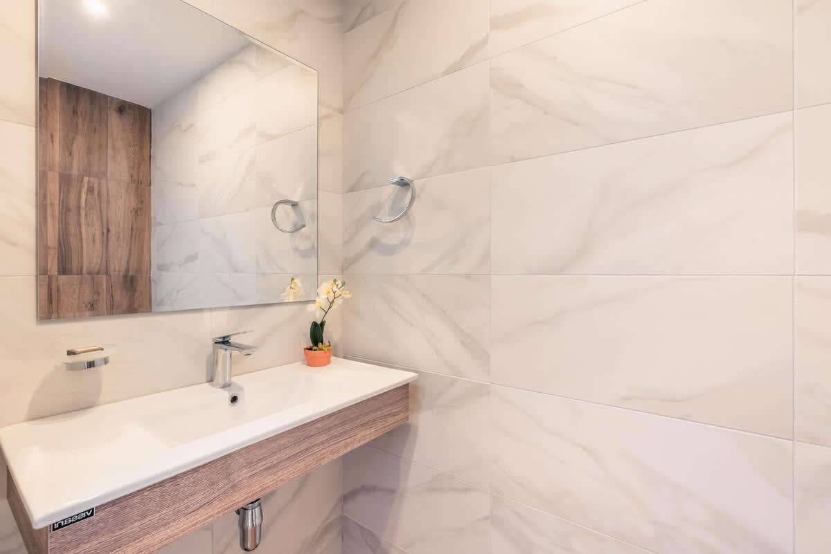 694affbd98ade2a2e85a02fa