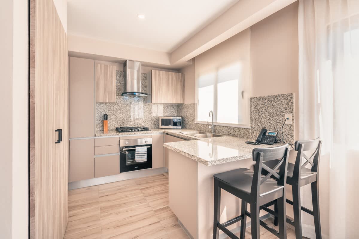 694aff9998ade2a2e85a0125