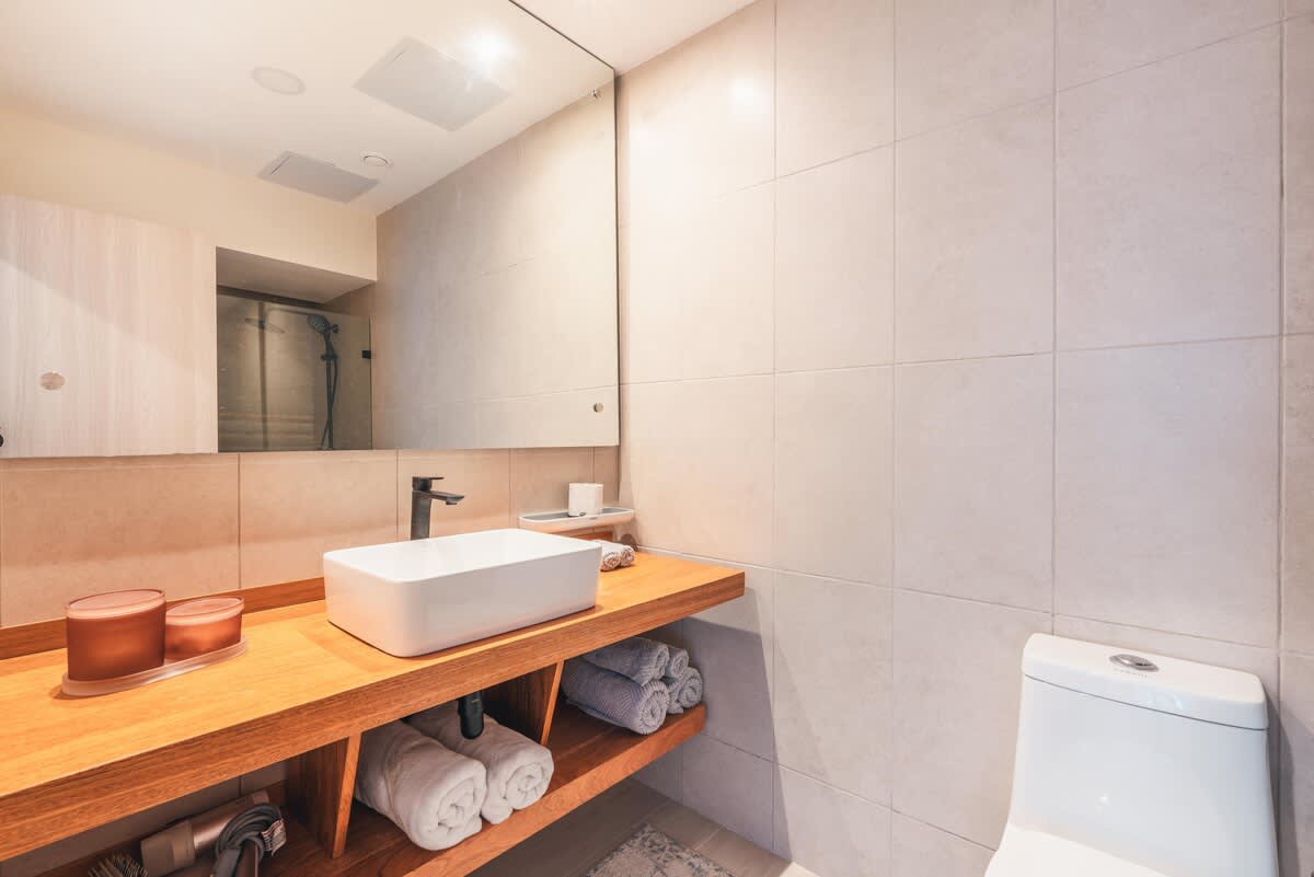 6944443ffcb6fe3e7c3fbde0