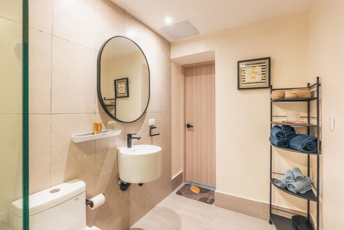 6944443ffcb6fe3e7c3fbdec