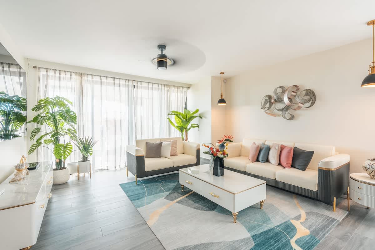 6944443efcb6fe3e7c3fbdb6