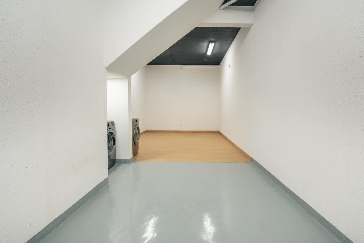 69444406fcb6fe3e7c3fba93