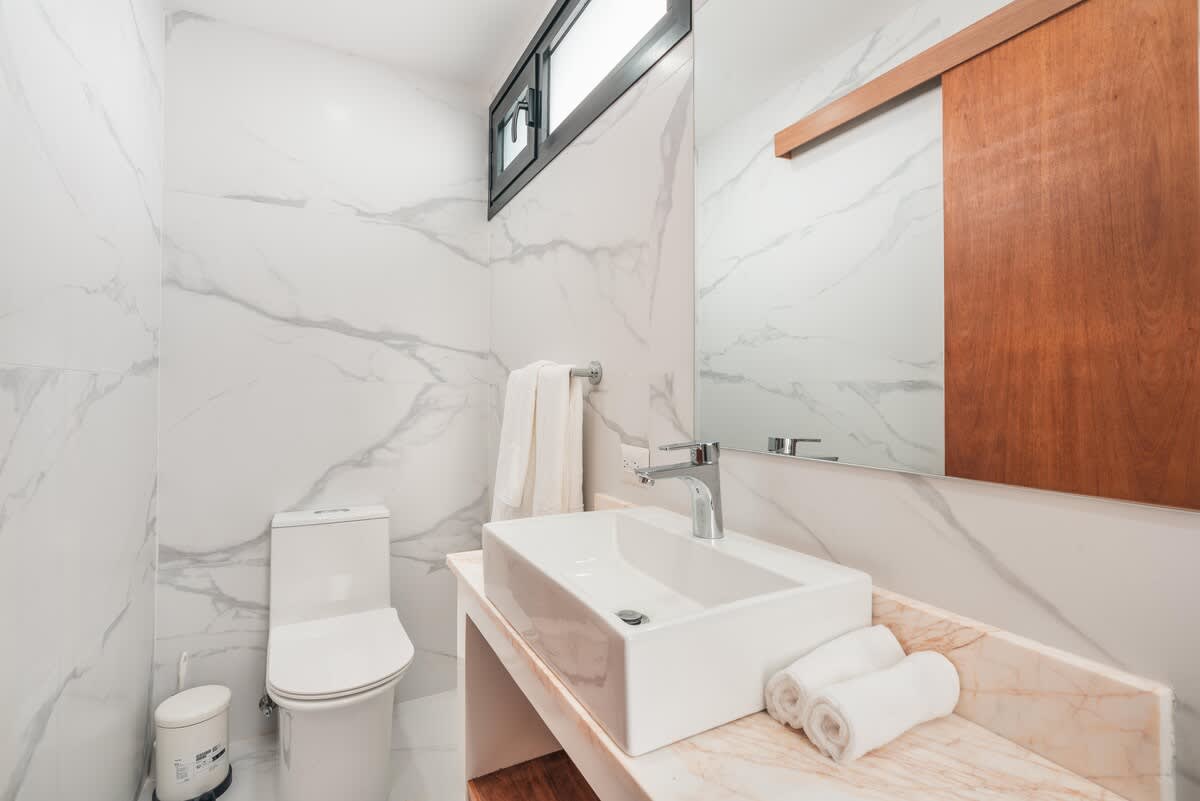 69444403fcb6fe3e7c3fba67