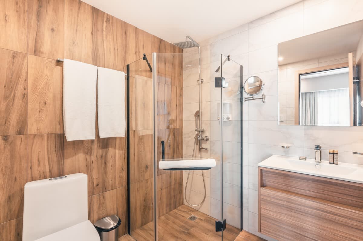 694aff5b98ade2a2e859fd80