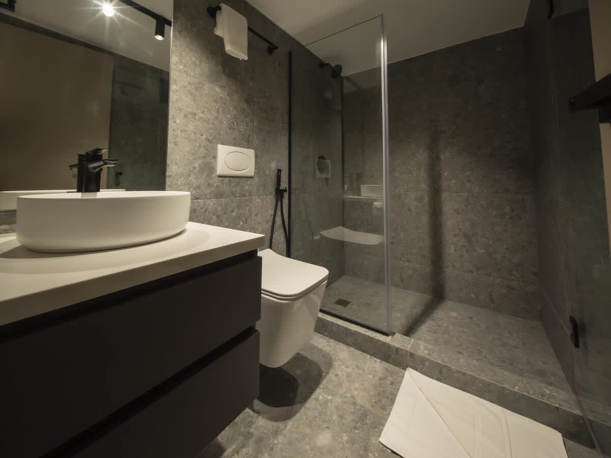 694aebe59ffb66b812e1e074