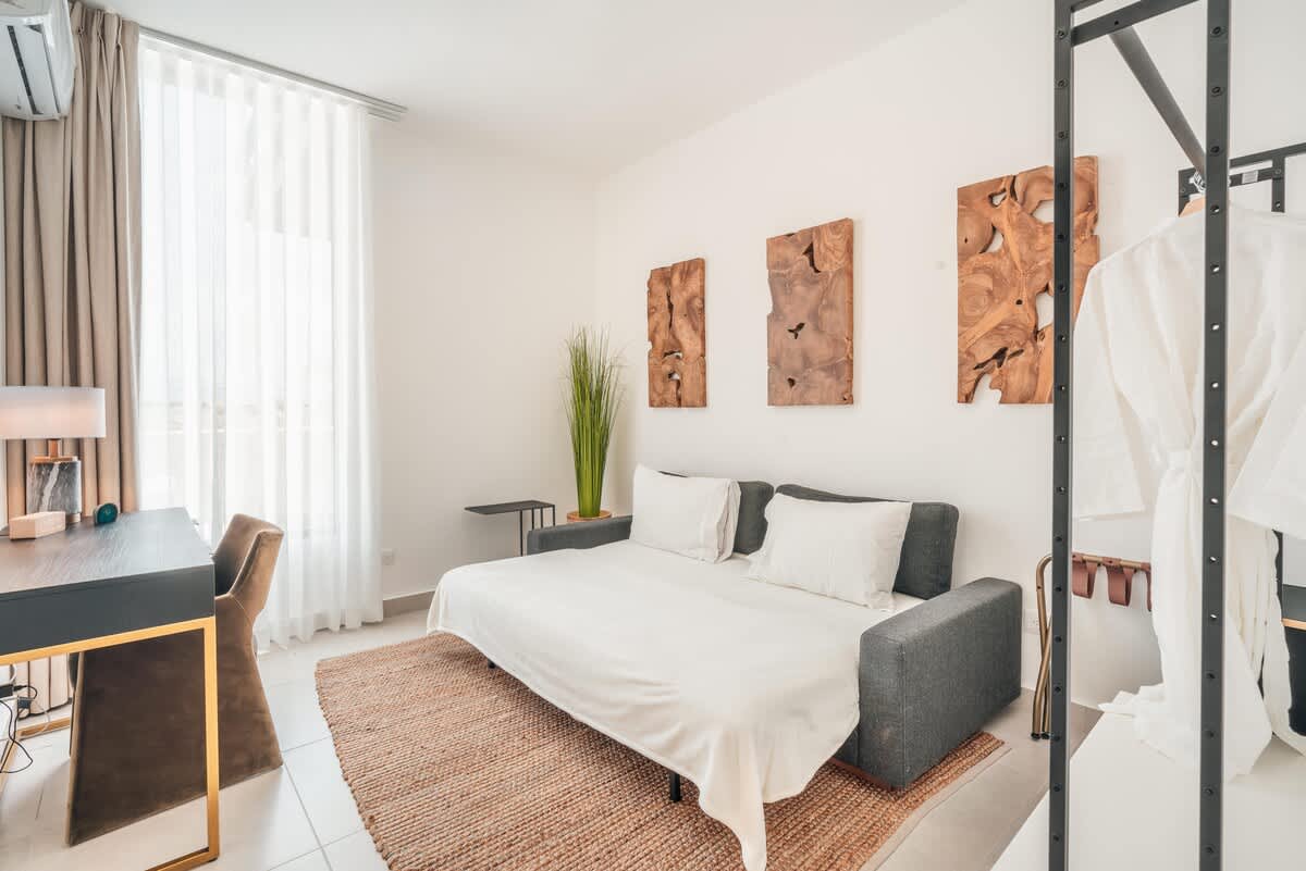 69444426fcb6fe3e7c3fbc57