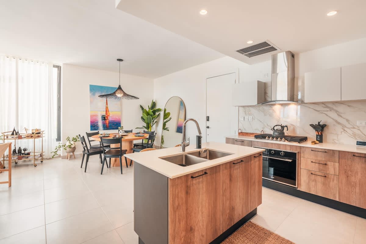 69444426fcb6fe3e7c3fbc2f