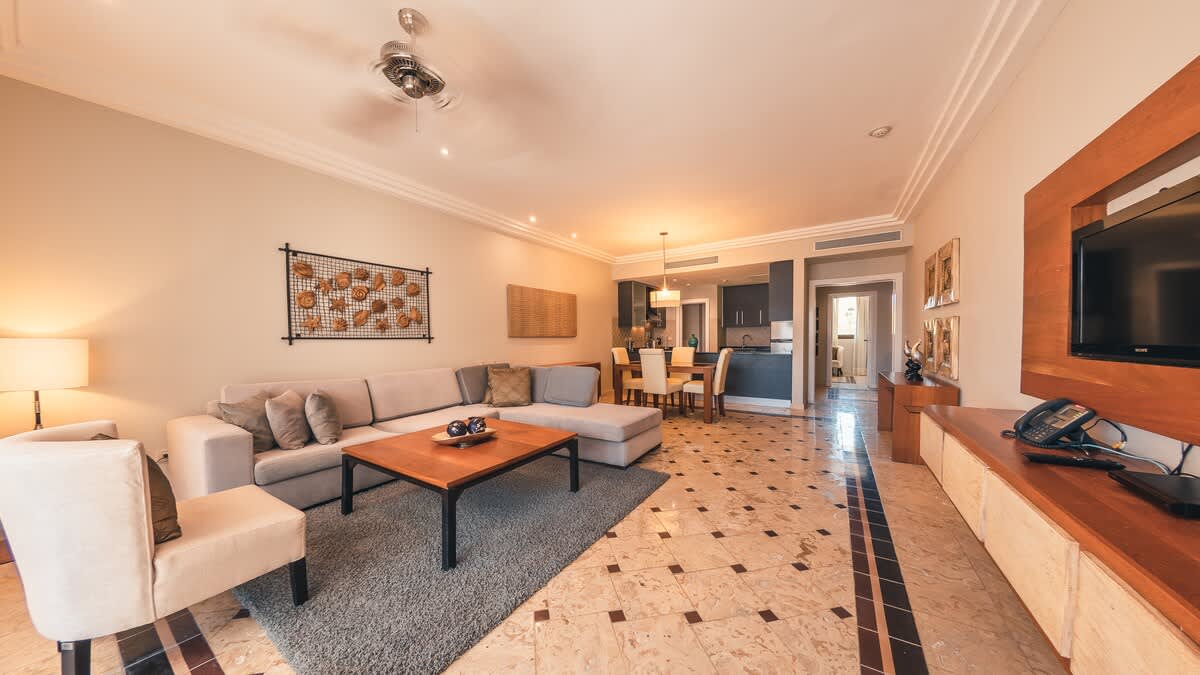 694aff5598ade2a2e859fd36