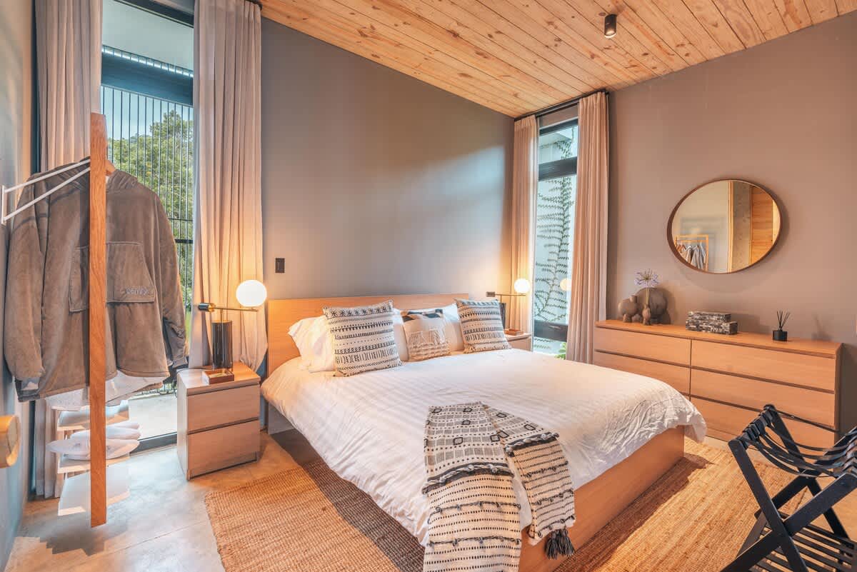 6944440a914dba2e072f7b1c