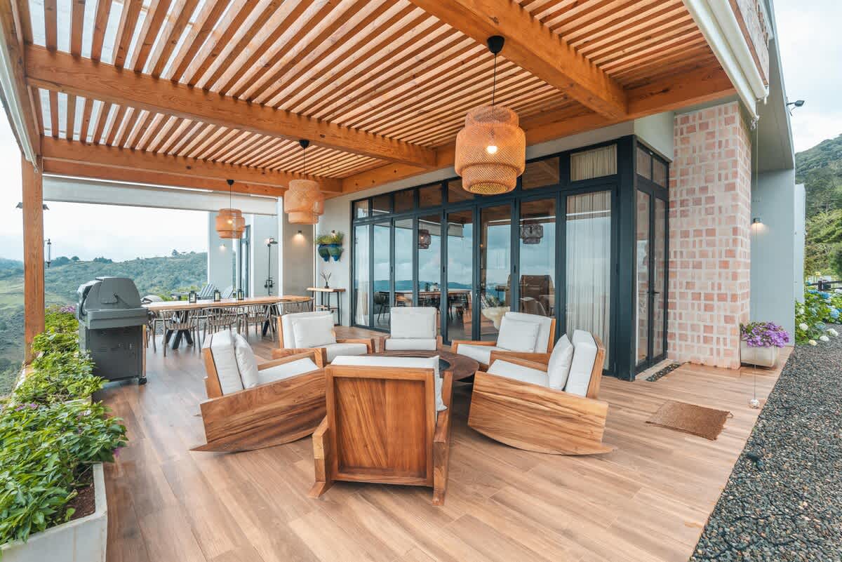 6944440d914dba2e072f7b4e