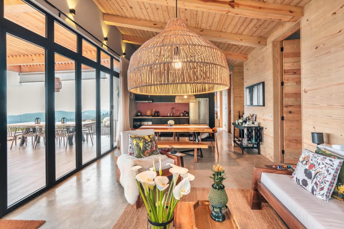 6944440a914dba2e072f7b1a