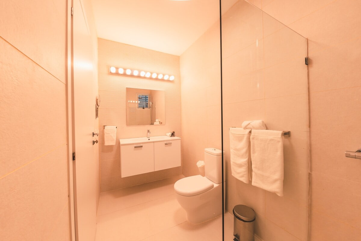 694aff3098ade2a2e859fb1e