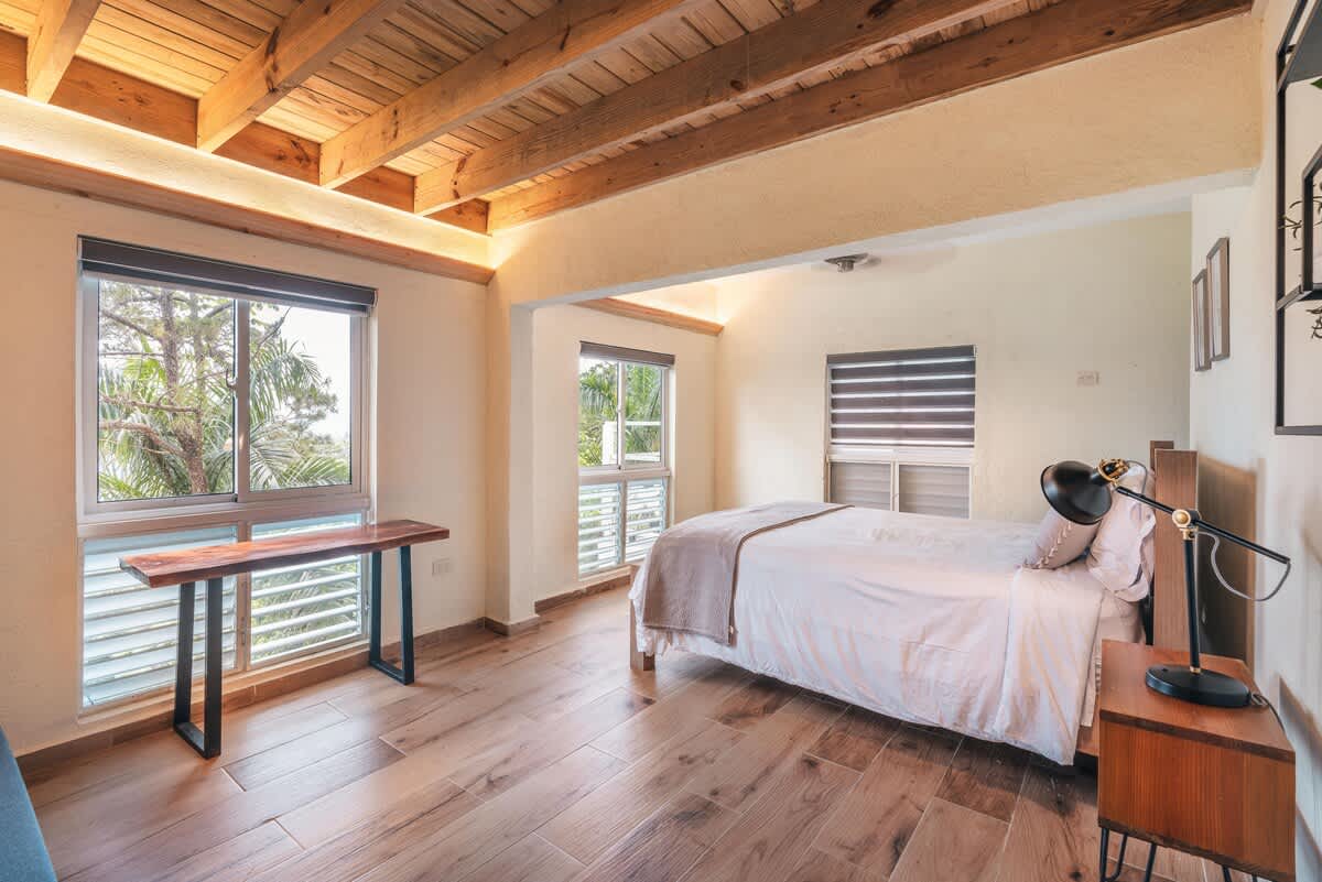 6944443ffcb6fe3e7c3fbdcc