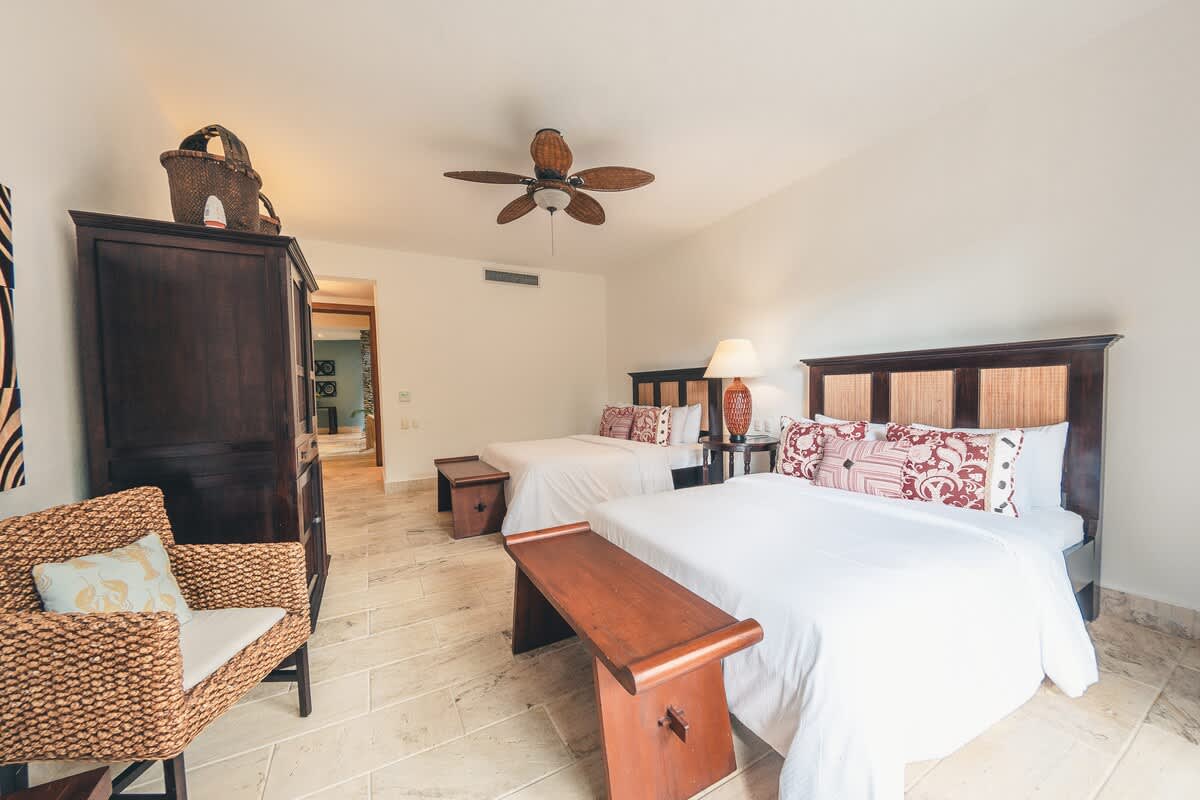 6944431c914dba2e072f7240