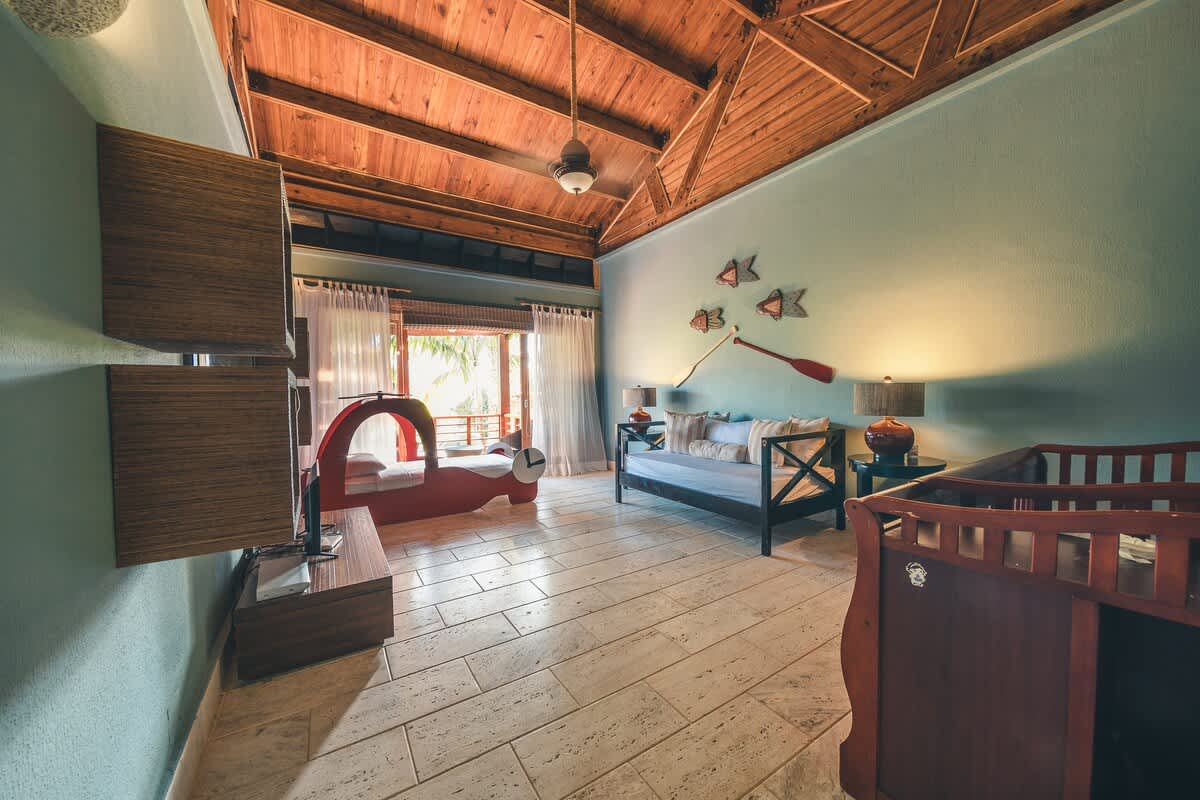 6944431a914dba2e072f722b