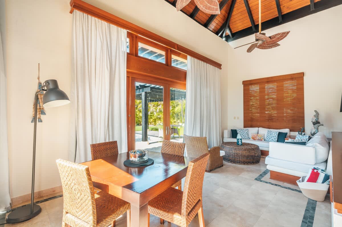 6945c09ffcb6fe3e7c4434e0