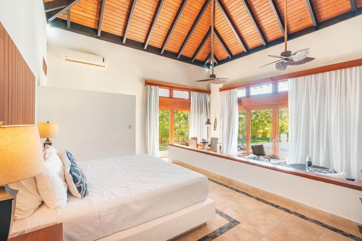 6945c09ffcb6fe3e7c4434ed