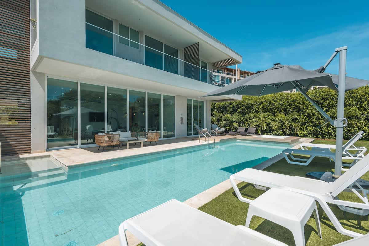 694aff139ffb66b812e20bb0