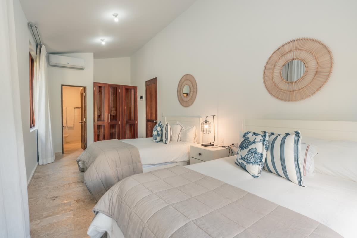 6944437b914dba2e072f76e3