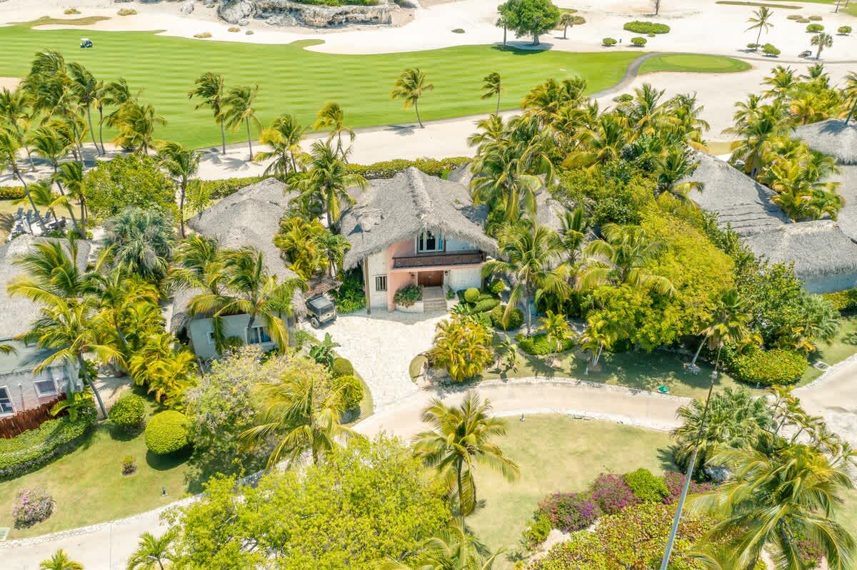 69a092a0a897792dd602c397