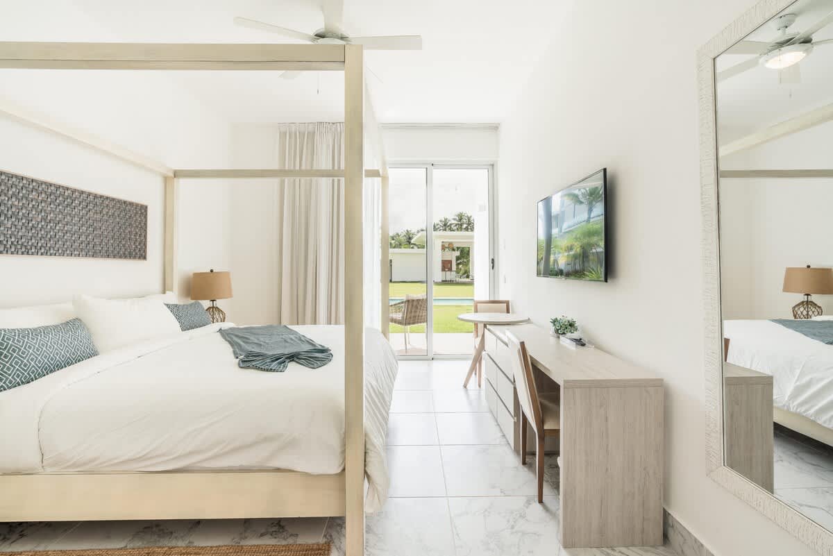 694aff3b98ade2a2e859fb98