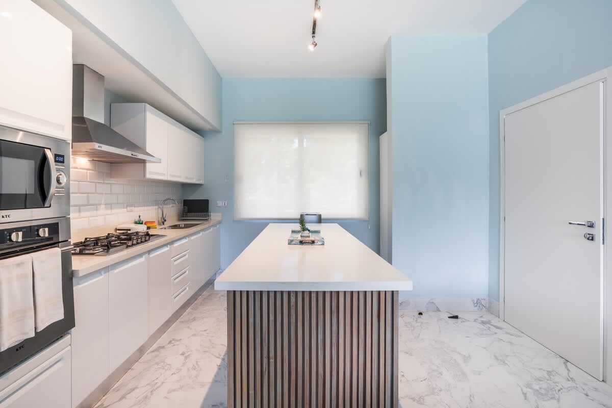 694aff3898ade2a2e859fb4d