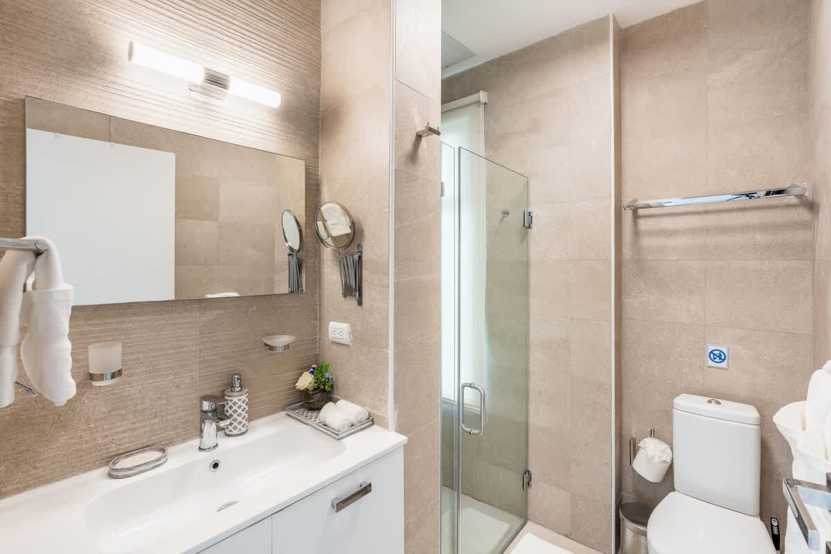 694aff3a98ade2a2e859fb78