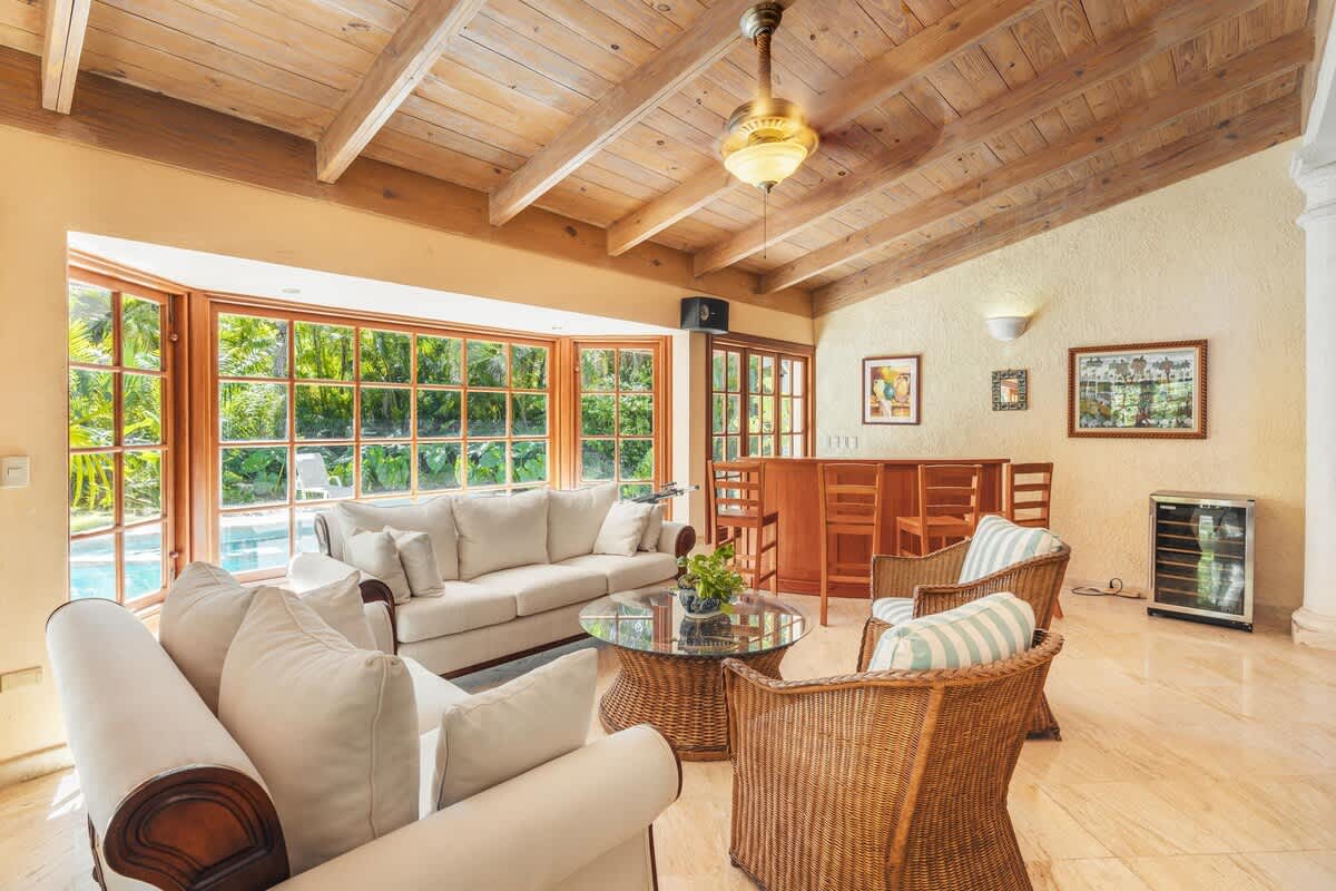 6944444ffcb6fe3e7c3fbf1b