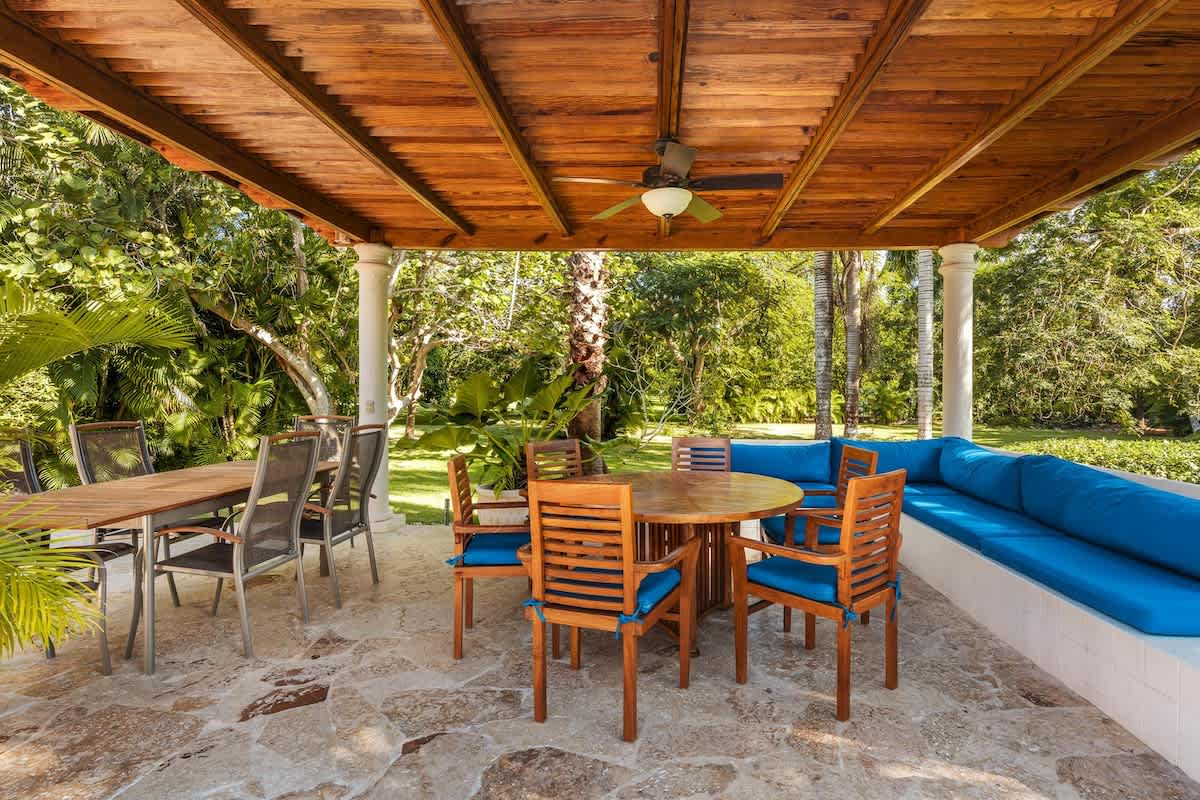 69444453fcb6fe3e7c3fbfb0