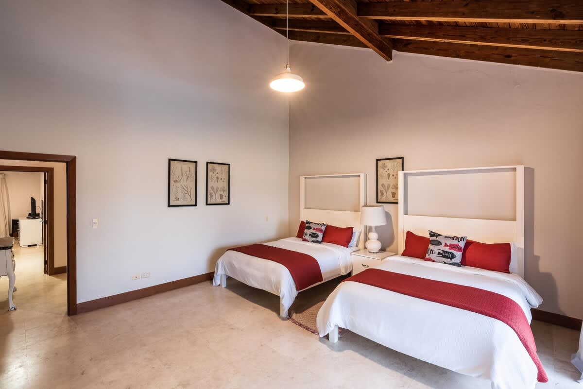 694aff6398ade2a2e859fe01