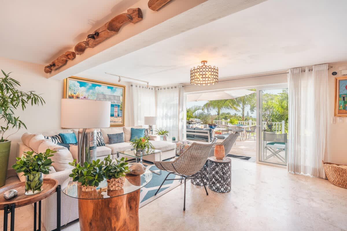 69444419fcb6fe3e7c3fbb2e