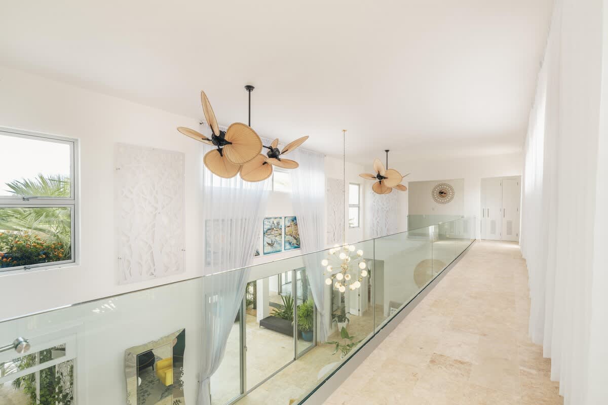 6952bedb9ffb66b812f54384