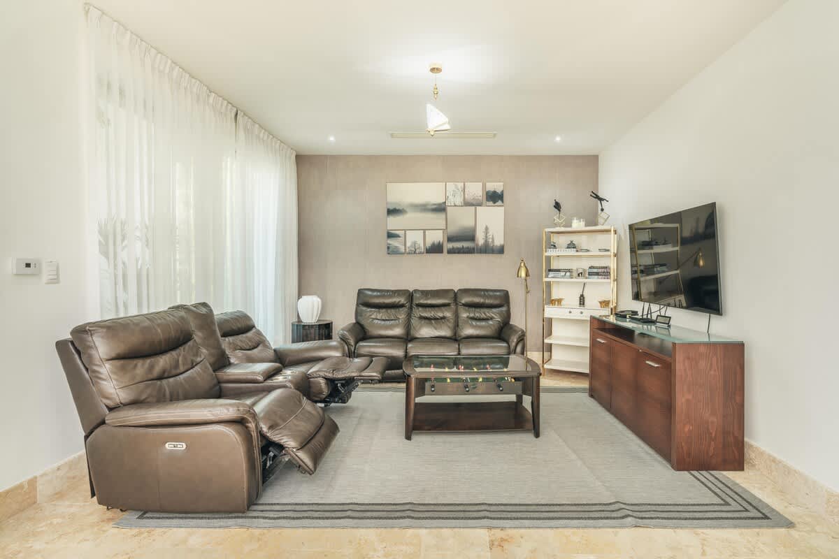 6952bedb9ffb66b812f54393