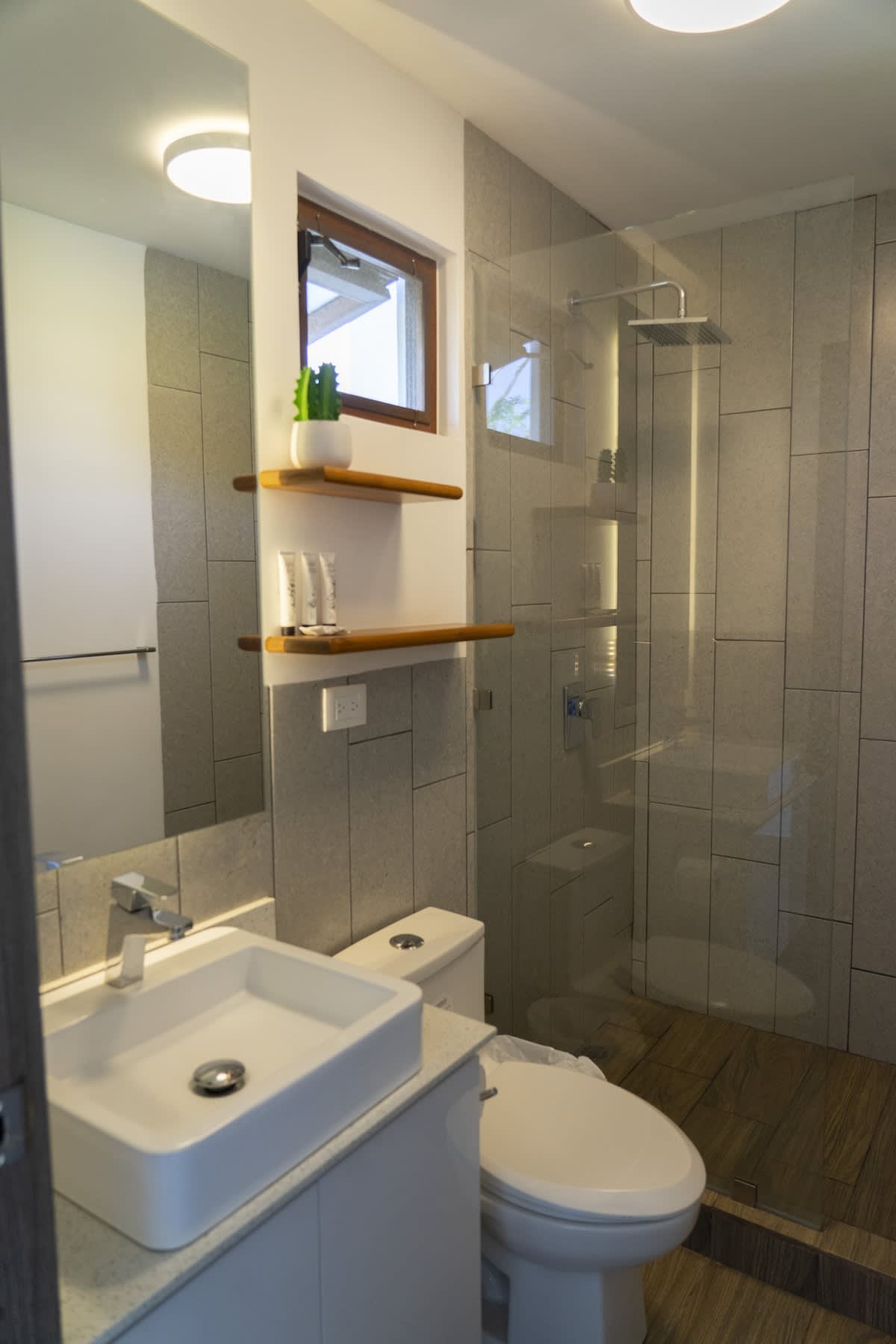 694aec0c98ade2a2e859c6d4