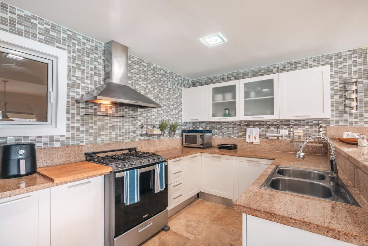 6945c06dfcb6fe3e7c443377