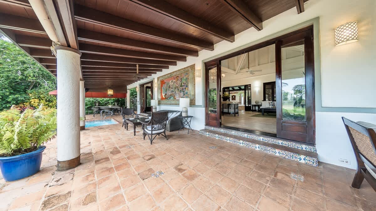 6944435e914dba2e072f7518