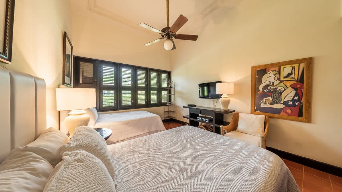 69444359914dba2e072f7497