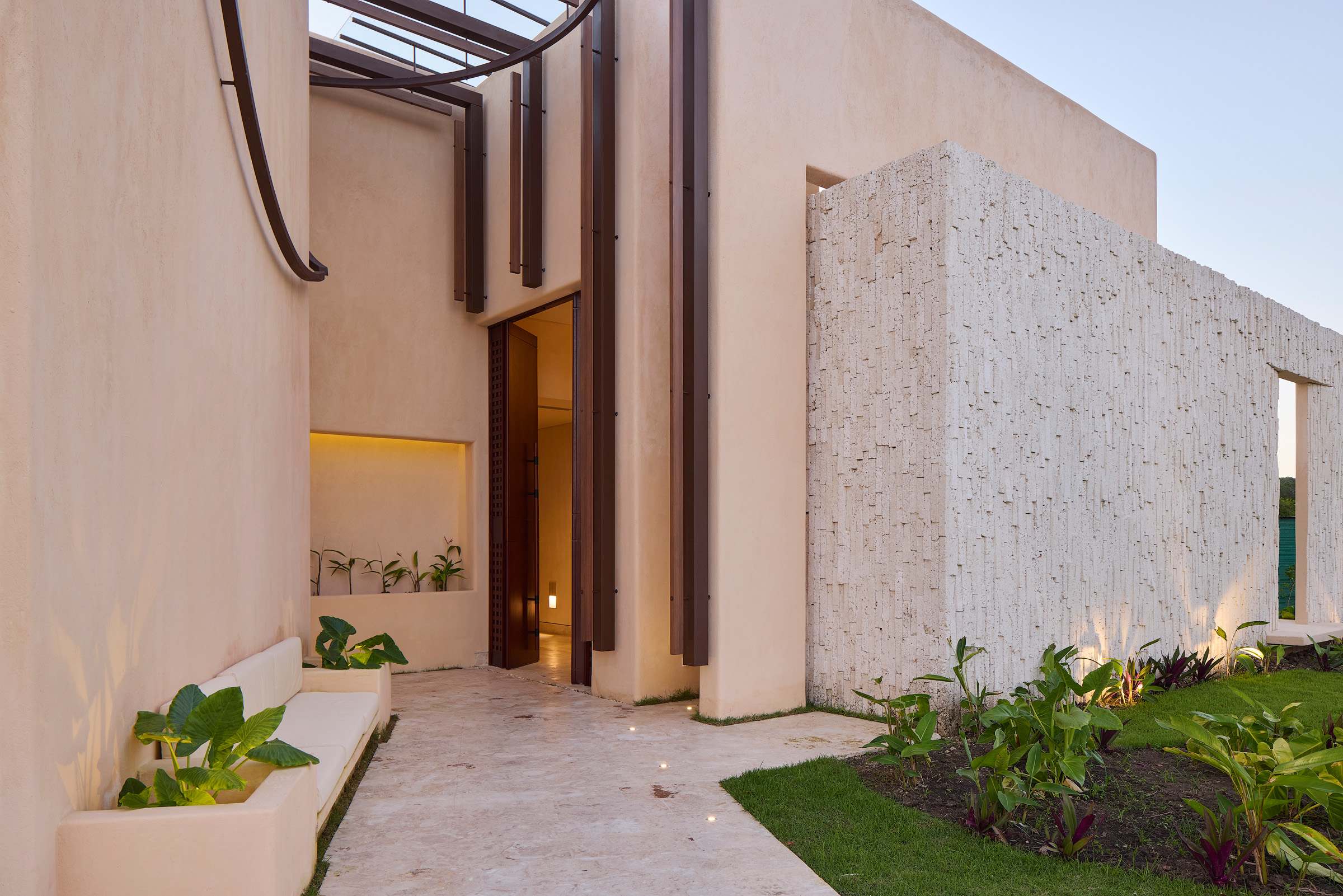 69b871bb28665f00299f01af