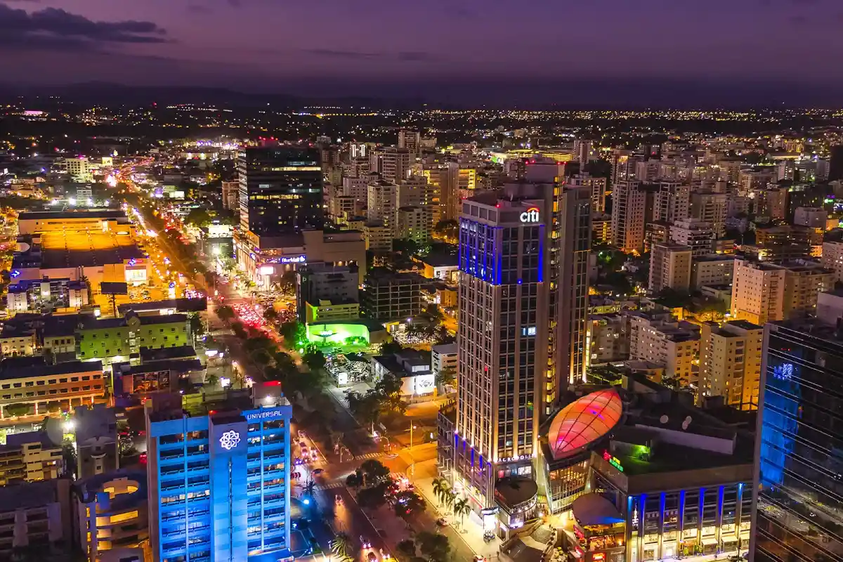 Read more about the article Nightlife in Santo Domingo: visit the best in the Capital
